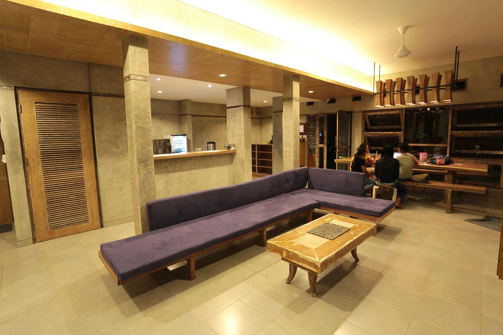 Lokal Bali Hostel Kuta Lombok Exterior foto